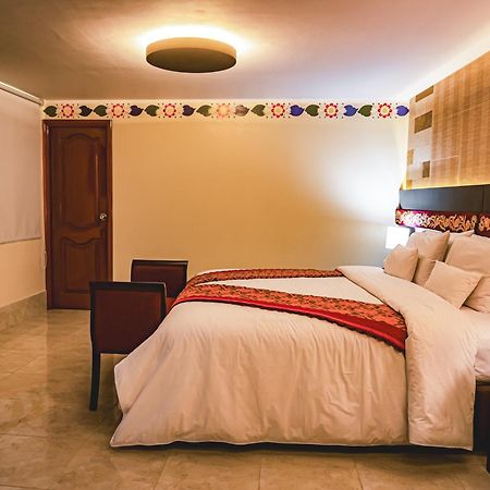 Altipacha Ayacucho Hotel ภายนอก รูปภาพ