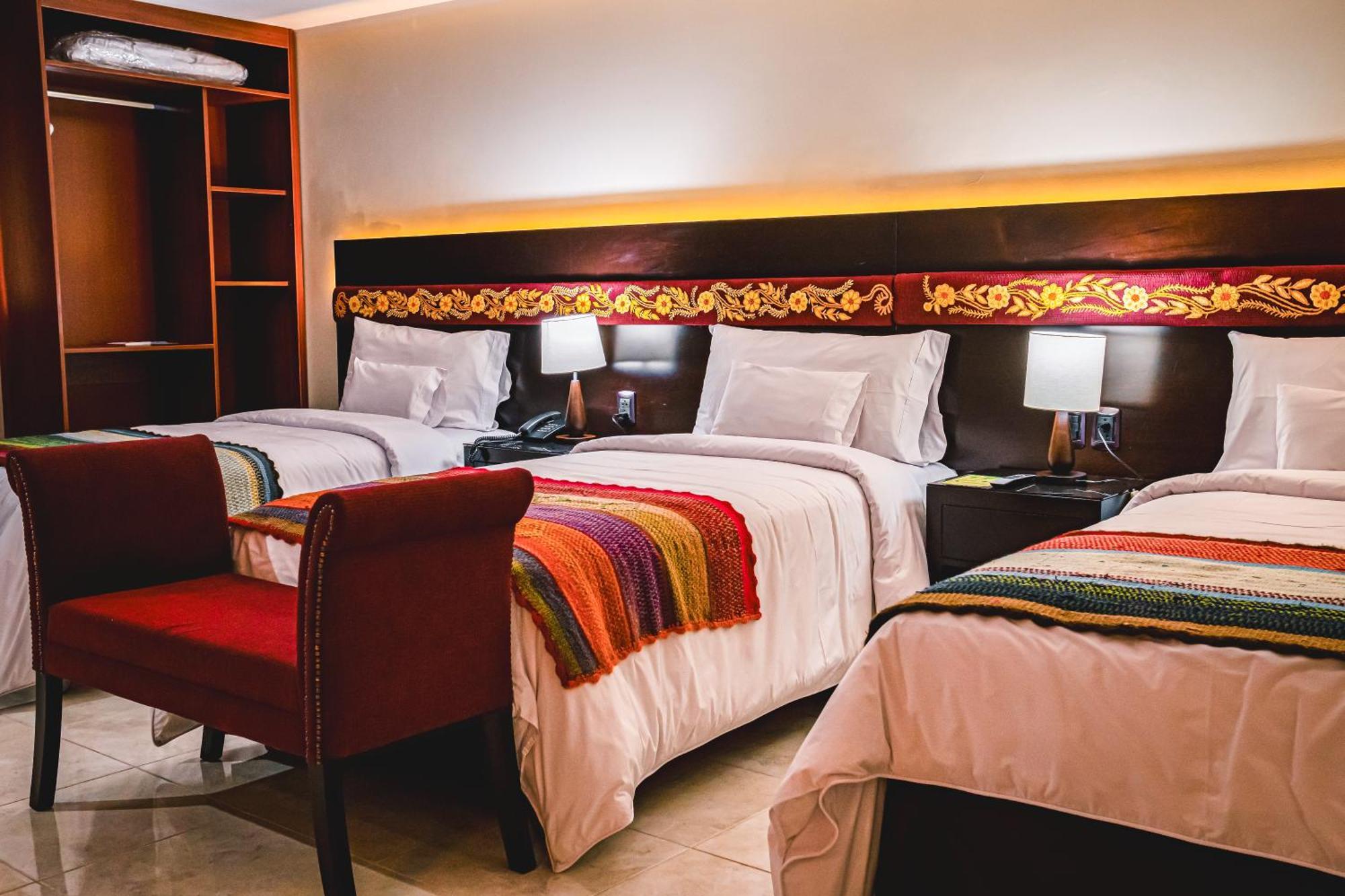 Altipacha Ayacucho Hotel ภายนอก รูปภาพ