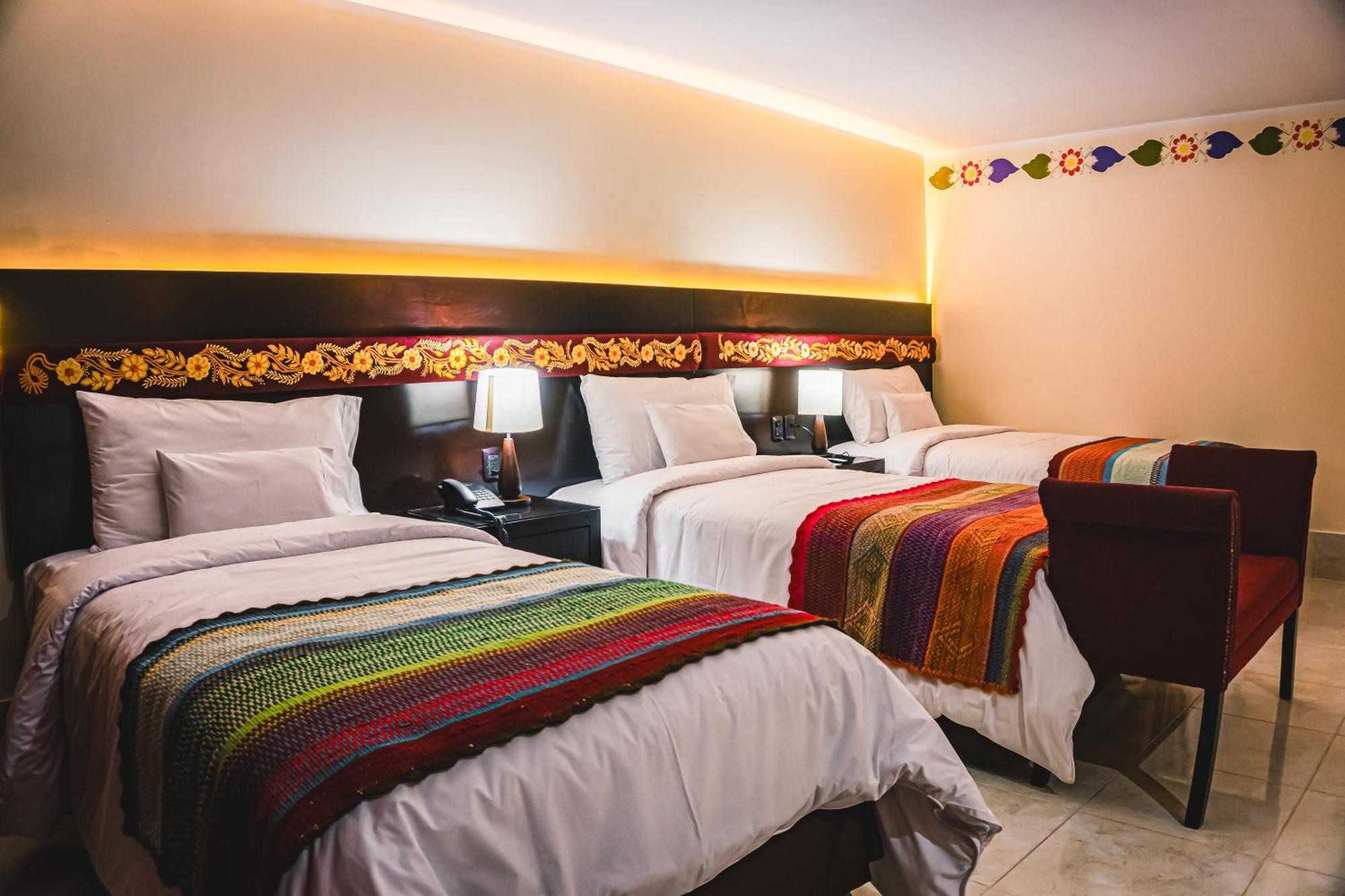 Altipacha Ayacucho Hotel ภายนอก รูปภาพ