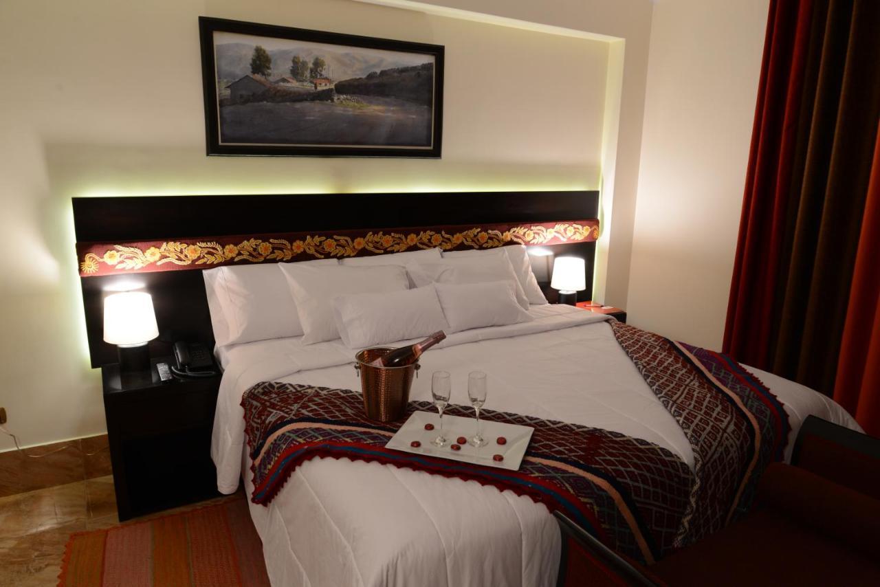 Altipacha Ayacucho Hotel ภายนอก รูปภาพ