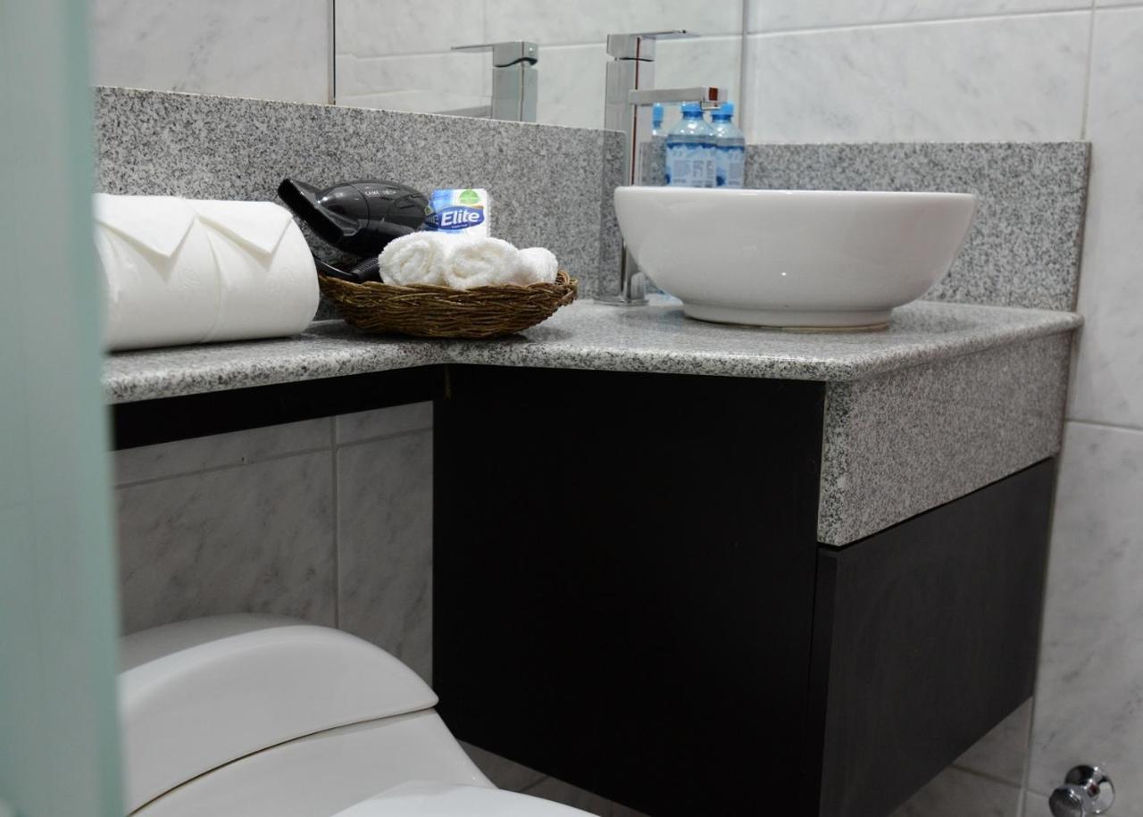 Altipacha Ayacucho Hotel ภายนอก รูปภาพ