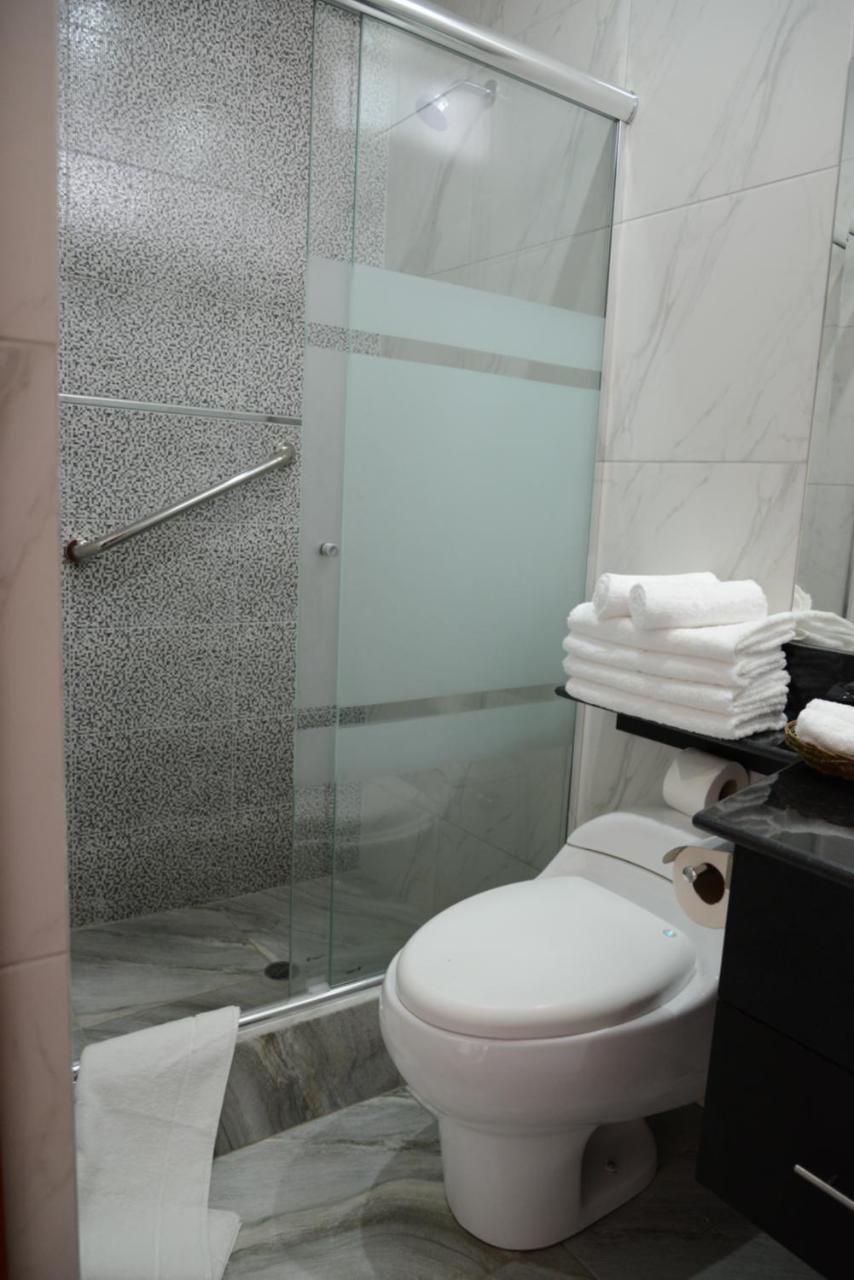 Altipacha Ayacucho Hotel ภายนอก รูปภาพ